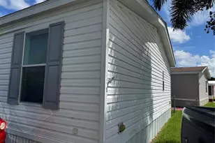 21861 NW 2nd Ct, Pembroke Pines, FL 33029 - Photo 23