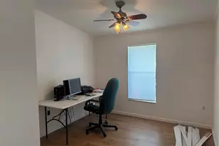 21861 NW 2nd Ct, Pembroke Pines, FL 33029 - Photo 15