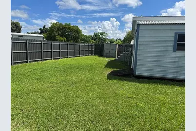 21861 NW 2nd Ct, Pembroke Pines, FL 33029 - Photo 25