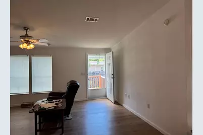 21861 NW 2nd Ct, Pembroke Pines, FL 33029 - Photo 9