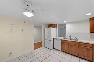 7556 Stirling Rd, Hollywood, FL 33024 - Photo 9