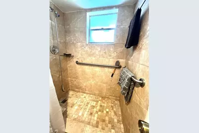 3080  Holiday Springs Blvd, Unit #301, Margate, FL 33063 - Photo 9