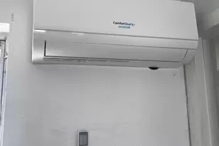 598 Douglas Rd, Opa-Locka, FL 33054 - Photo 5