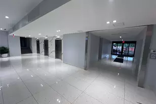 20335 W Country Club Dr, Aventura, FL 33180 - Photo 11