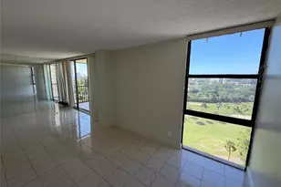 20335 W Country Club Dr, Aventura, FL 33180 - Photo 3