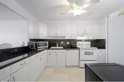 2901 S Palm Aire Dr, Unit #502, Pompano Beach, FL 33069 - Photo 7