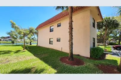 15710 E Waterside Cir, Unit #101, Sunrise, FL 33326 - Photo 7
