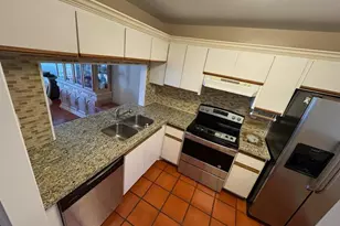 15710 E Waterside Cir, Sunrise, FL 33326 - Photo 15