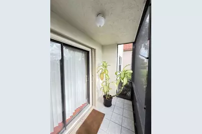 15710 E Waterside Cir, Unit #101, Sunrise, FL 33326 - Photo 17