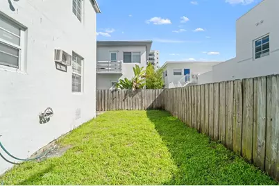 1241  13th St, Unit #4, Miami Beach, FL 33139 - Photo 15