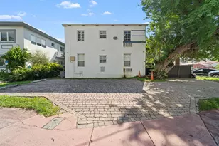 1241 13th St, Miami Beach, FL 33139 - Photo 19