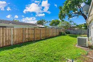14680 N Beckley Square, Davie, FL 33325 - Photo 19