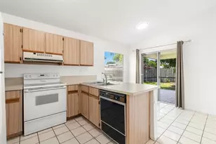 14680 N Beckley Square, Davie, FL 33325 - Photo 13