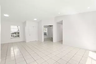 14680 N Beckley Square, Davie, FL 33325 - Photo 5