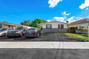 404 NE 4th St, Pompano Beach, FL 33060 - Photo 3