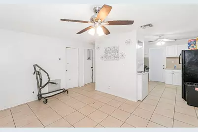 404 NE 4th St #1-2, Pompano Beach, FL 33060 - Photo 11