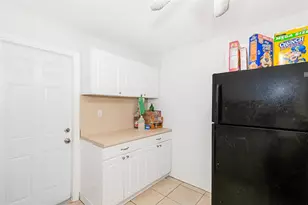 404 NE 4th St, Pompano Beach, FL 33060 - Photo 7