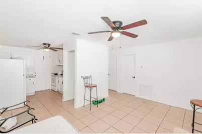 404 NE 4th St #1-2, Pompano Beach, FL 33060 - Photo 23