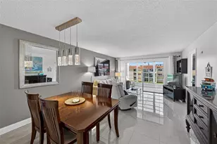 2781 N Pine Island Rd, Sunrise, FL 33322 - Photo 17