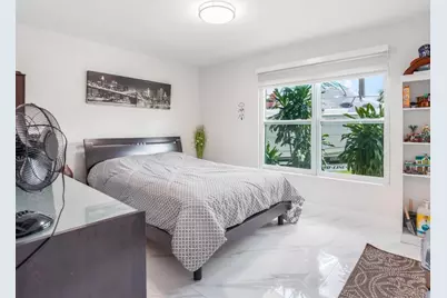 2051 NW 93rd Ln, Sunrise, FL 33322 - Photo 5