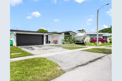 2051 NW 93rd Ln, Sunrise, FL 33322 - Photo 19