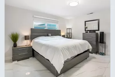 2051 NW 93rd Ln, Sunrise, FL 33322 - Photo 33