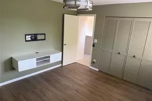 1654 SW 109th Terrace, Davie, FL 33324 - Photo 11