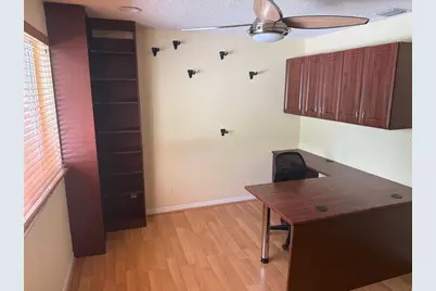 1654 SW 109th Ter, Davie, FL 33324 - Photo 13