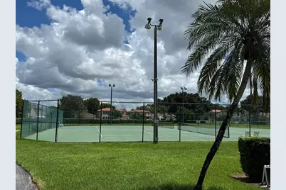 1654 SW 109th Ter, Davie, FL 33324 - Photo 23