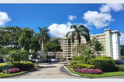 3090 N Course Dr, Unit #510, Pompano Beach, FL 33069 - Photo 1