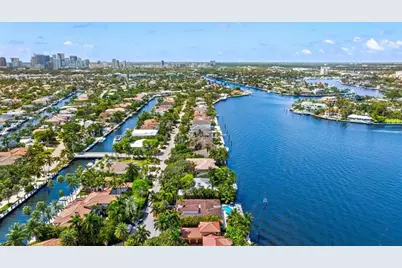 2701  Aqua Vista Blvd, Fort Lauderdale, FL 33301 - Photo 11