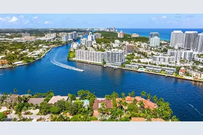 2701  Aqua Vista Blvd, Fort Lauderdale, FL 33301 - Photo 9