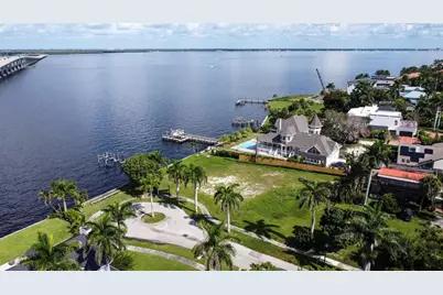 1301  Rio Vista Ave, Fort Myers, FL 33901 - Photo 25