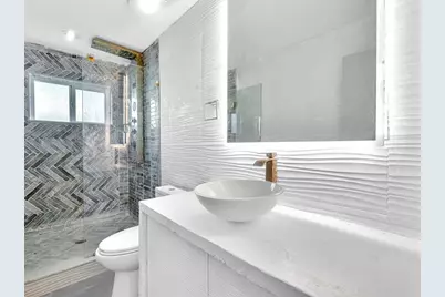 6641  Douglas St, Hollywood, FL 33024 - Photo 37