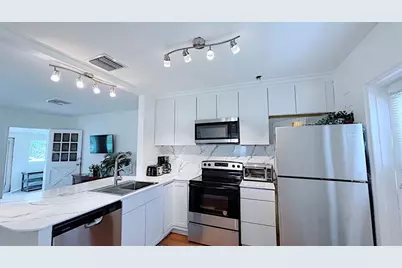 342 SW 2nd Ave, Dania Beach, FL 33004 - Photo 17