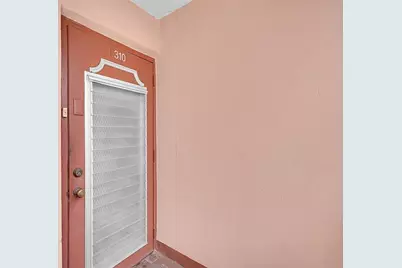 9481  Sunrise Lakes Blvd, Unit #310, Sunrise, FL 33322 - Photo 13