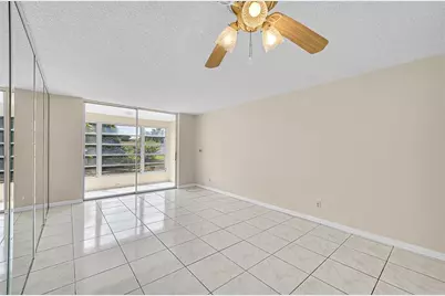 9460  Sunrise Lakes Blvd, Unit #106, Sunrise, FL 33322 - Photo 27