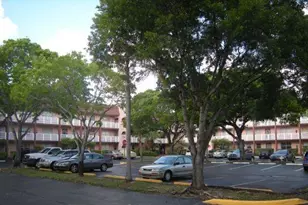 9460 Sunrise Lakes Blvd, Sunrise, FL 33322 - Photo 21