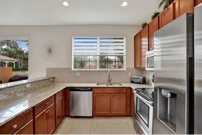 7463  Sarentino Ln, Boynton Beach, FL 33437 - Photo 5