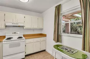 2840 Somerset Dr, Lauderdale Lakes, FL 33311 - Photo 5