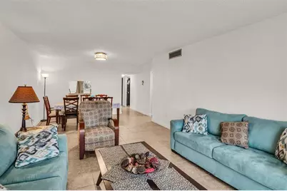 2840  Somerset Dr, Unit #403, Lauderdale Lakes, FL 33311 - Photo 13