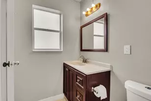 2840 Somerset Dr, Lauderdale Lakes, FL 33311 - Photo 21