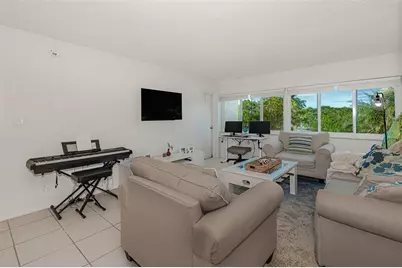 100  Lakeview Dr, Unit #206, Weston, FL 33326 - Photo 3