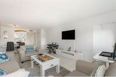 100  Lakeview Dr, Unit #206, Weston, FL 33326 - Photo 5