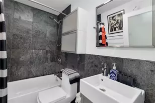 303 SW 9th St, Fort Lauderdale, FL 33315 - Photo 21