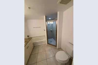 1830  Radius Dr, Unit #220, Hollywood, FL 33020 - Photo 9