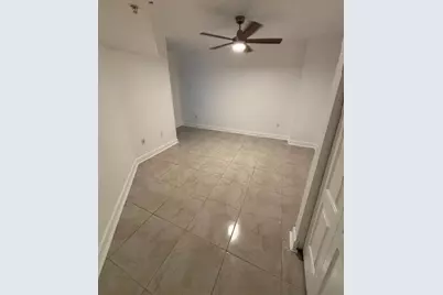 1830  Radius Dr, Unit #220, Hollywood, FL 33020 - Photo 7