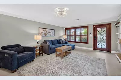 2407 NE 17th Ter, Wilton Manors, FL 33305 - Photo 9