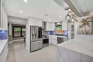 2407 NE 17th Terrace, Wilton Manors, FL 33305 - Photo 11