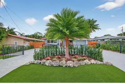 2407 NE 17th Ter, Wilton Manors, FL 33305 - Photo 3